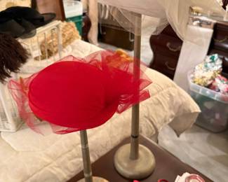 Vintage Women’s Hats