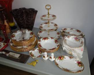 More Old Country Roses