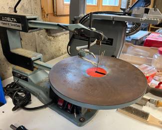 Delta 2-speed 16” scroll saw.