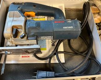 Bosch orbital detail sander.