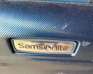 Tommy Bahama and Samsonite Luggage Set