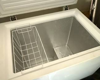 GE Chest Freezer