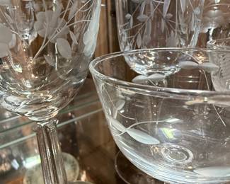 Libbey Rock Sharpe Crystal Garland Etched Glassware Set