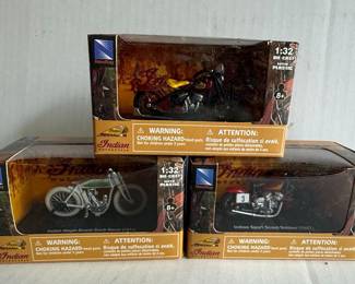 NewRay Indian Motorcycle Die-Cast Model Set