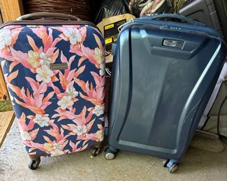 Tommy Bahama and Samsonite Luggage Set