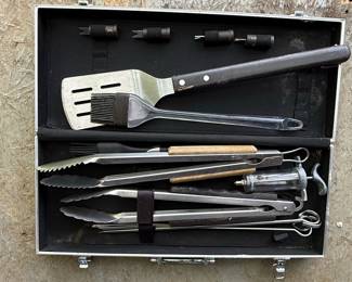 Cuisinart 20-Piece BBQ Grill Tool Set with Case