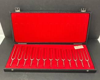 Vintage Pasco Scientific Chromatic Tuning Fork Set