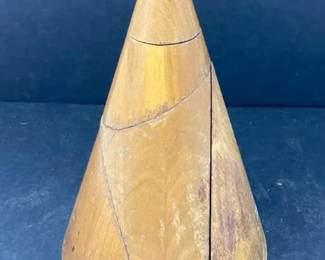 Dissected Segmented Geometric Wood Model Cone For Arithmetic Teaching