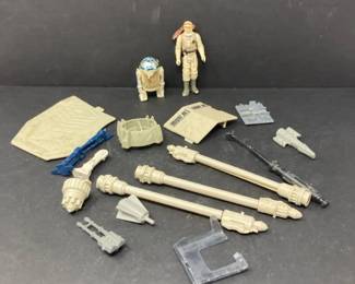 Vintage Star Wars Figurines R2D2, Luke Skywalker And More