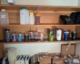 cups, toaster, kitchen appliances