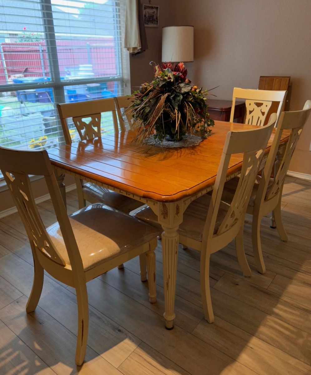 farmhouse kitchen table