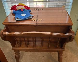 ETHAN ALLEN VINTAGE DOUGHBOY 