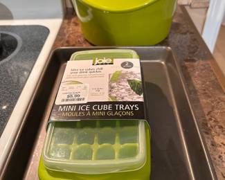 RACHEL RAY CASSEROLE DISH