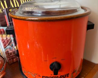 1970s Orange Rival Crockpot
