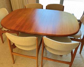 Benny Linden Design Danish Modern Teak Oval Dining Set