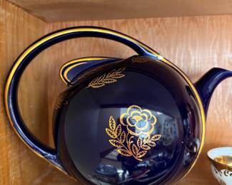 Hall Cobalt Blue Airflow Teapot