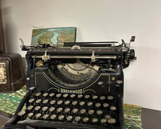 1920s Underwood No. 5 Standard Typewriter