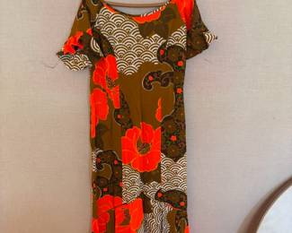 Circa 1960s Paradise Hawaii Maxi Dress