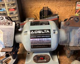 Delta 6" Bench Grinder – Model 23-680