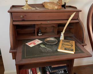 Small roll top desk