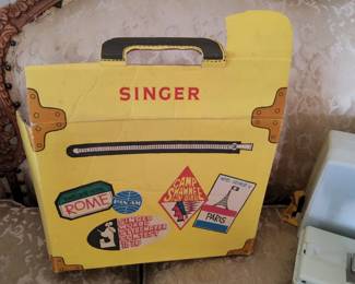 Singer child sewing machine in original box 