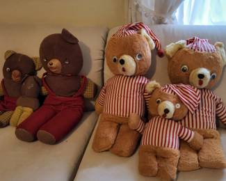 Vintage bears
