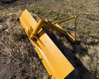 3pt hitch, 6' snow blade for tractor-like new