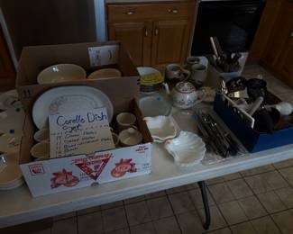 Complete Correlle dish set