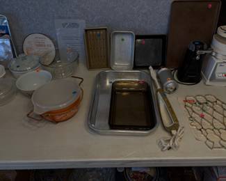 Vintage Pyrex & Anchor Hocking etc