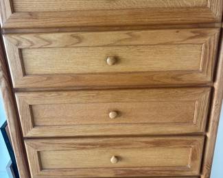 Oak 5-Drawer Tallboy Dresser