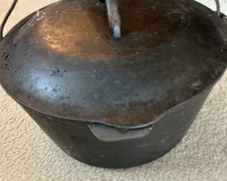 Cast iron pot and lid
