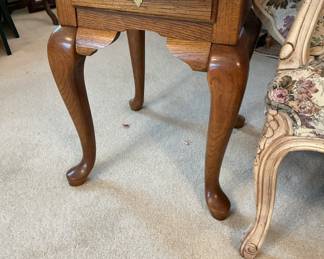 Broyhill end table