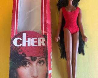 Many different kinds of Vintage dolls