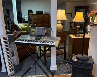 Yamaha keyboard, microphone stand, TOA speaker