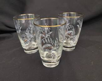 intage drinking glasses in the Libbey Glass Company "Lily of the Valley" pattern