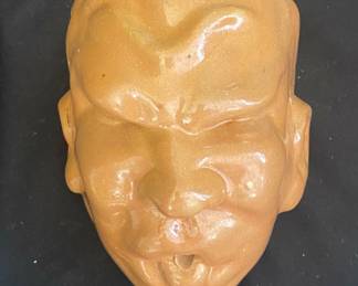 Ceramic face string holder