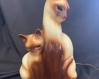 Vintage ceramic cats lamp