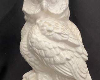 Lg. white ceramic owl 