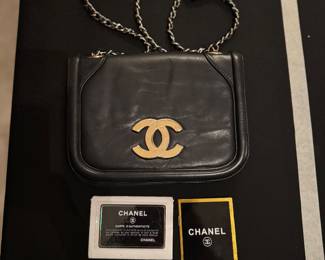 CHANEL CROSSBODY  HANDBAG