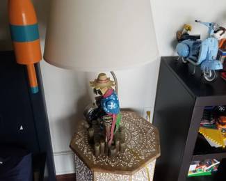 Accent table; parrot table lamp
