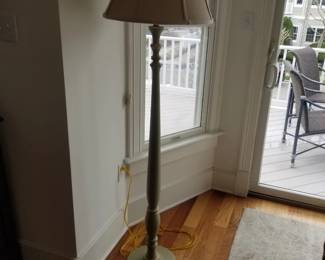 Floor lamp
