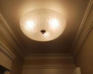 Light fixture