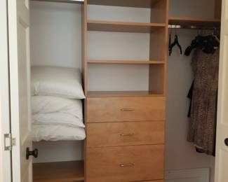 Closet system