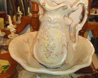 Fancy pitcher and basin