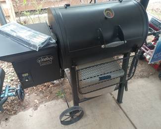 Bighorn Pellet grill
