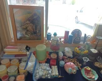 Art, candles and trinkets
