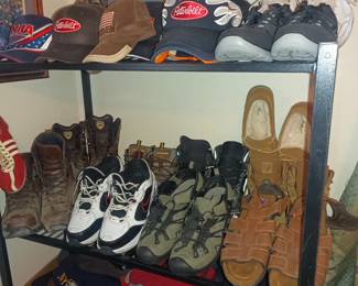 Mens shoes, boots and hats