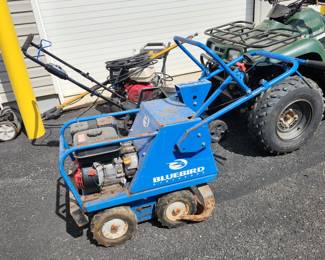 Sod cutter w Honda engine