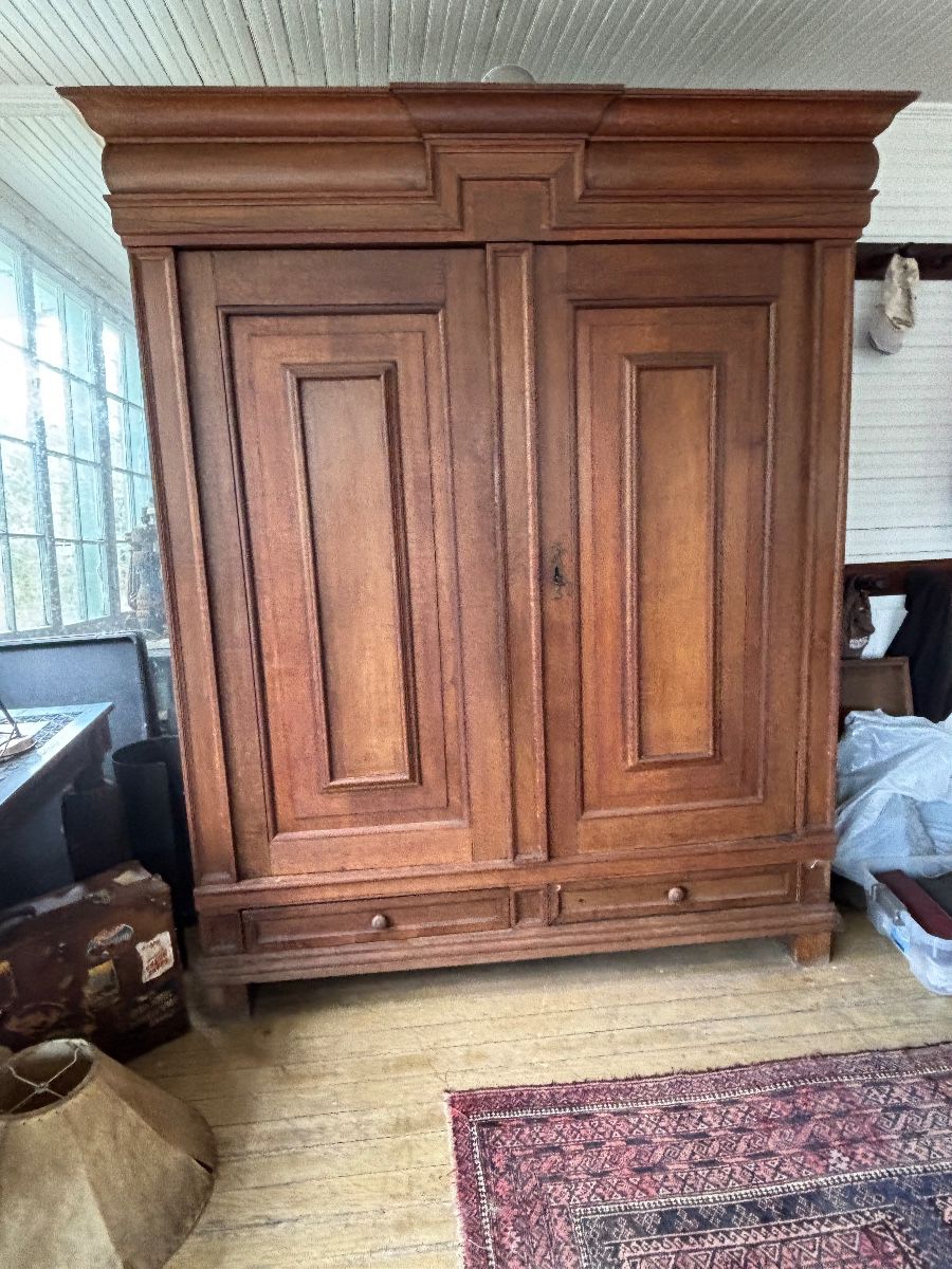 German oak cupboard
