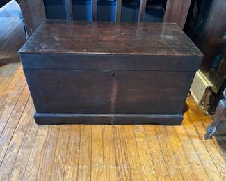 mahogany chest, see next photos for interior